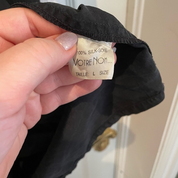 100% SILK Votre Nom button down shirt - Picture 4 of 6